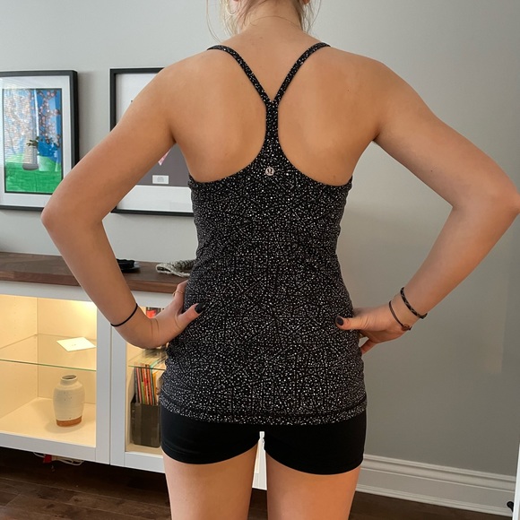 Lululemon built in bra tank - Picture 2 of 5